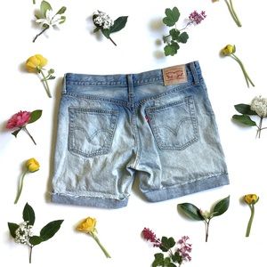 Levi’s 501 button-fly distressed cut-off shorts